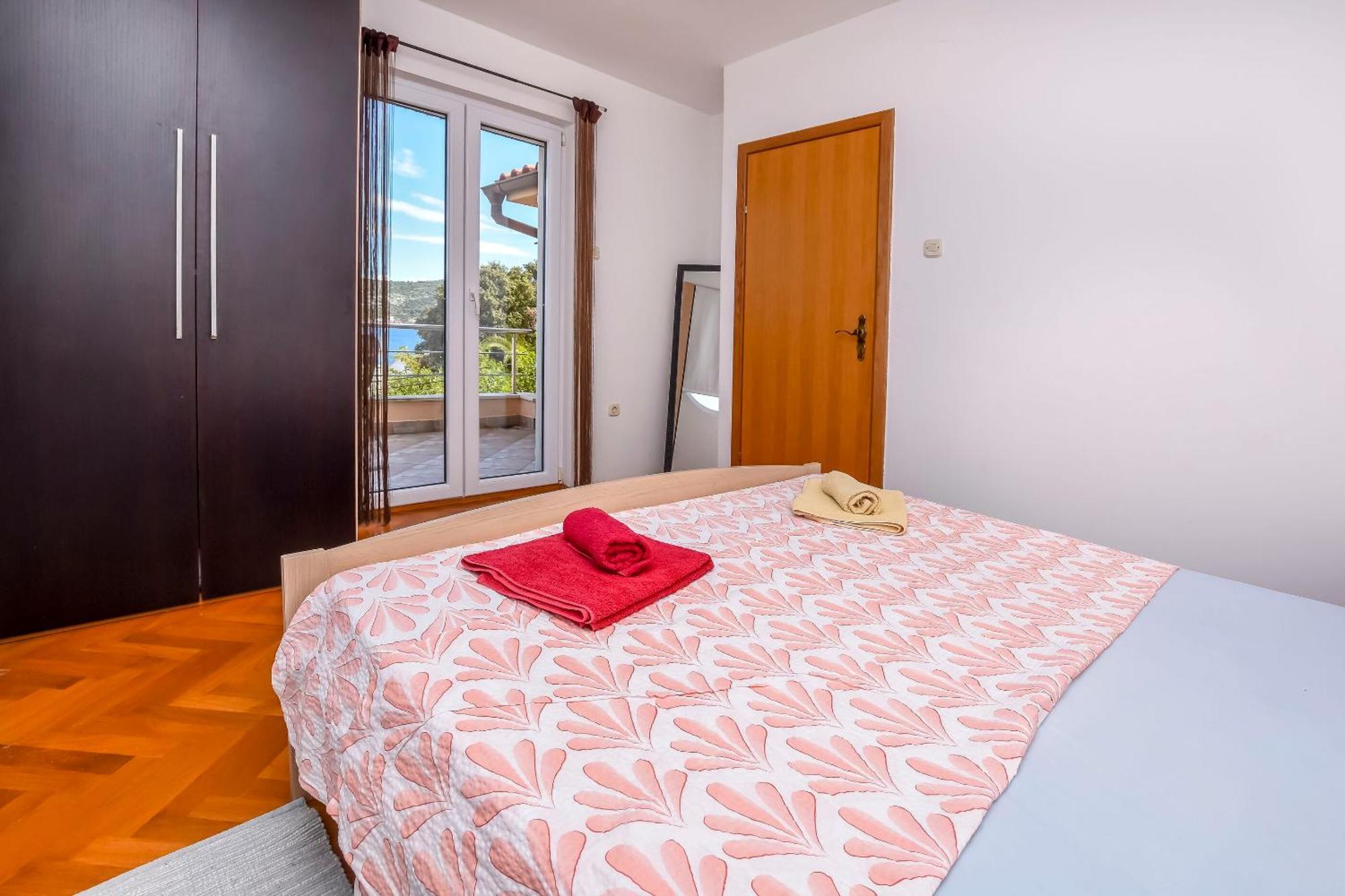 Apartments Ema Ražanj Eksteriør bilde