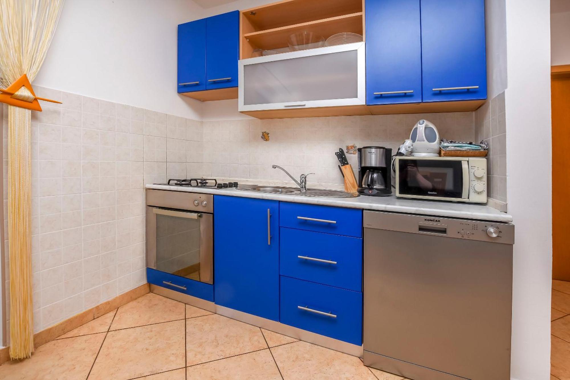 Apartments Ema Ražanj Eksteriør bilde